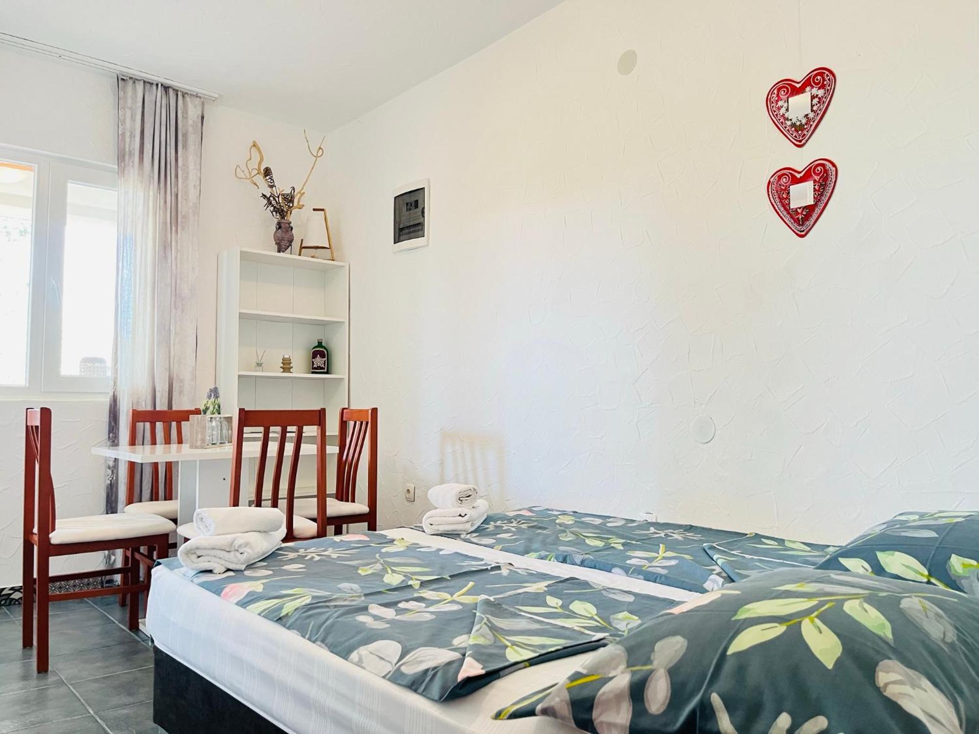 4m Apartament *