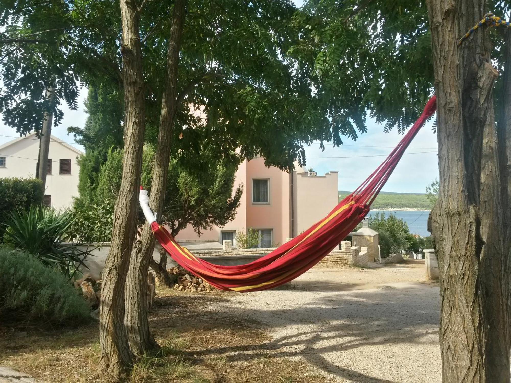 4m Apartment