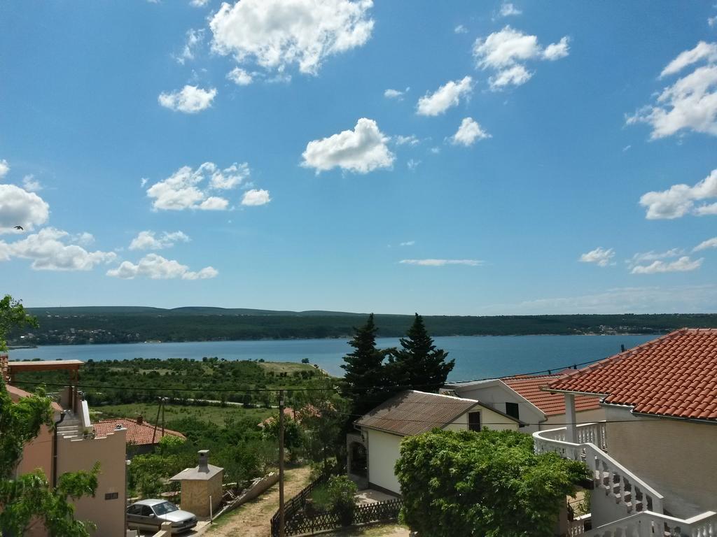 4m * Gornji Karin